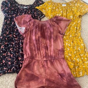 3 Old Navy rompers size 8